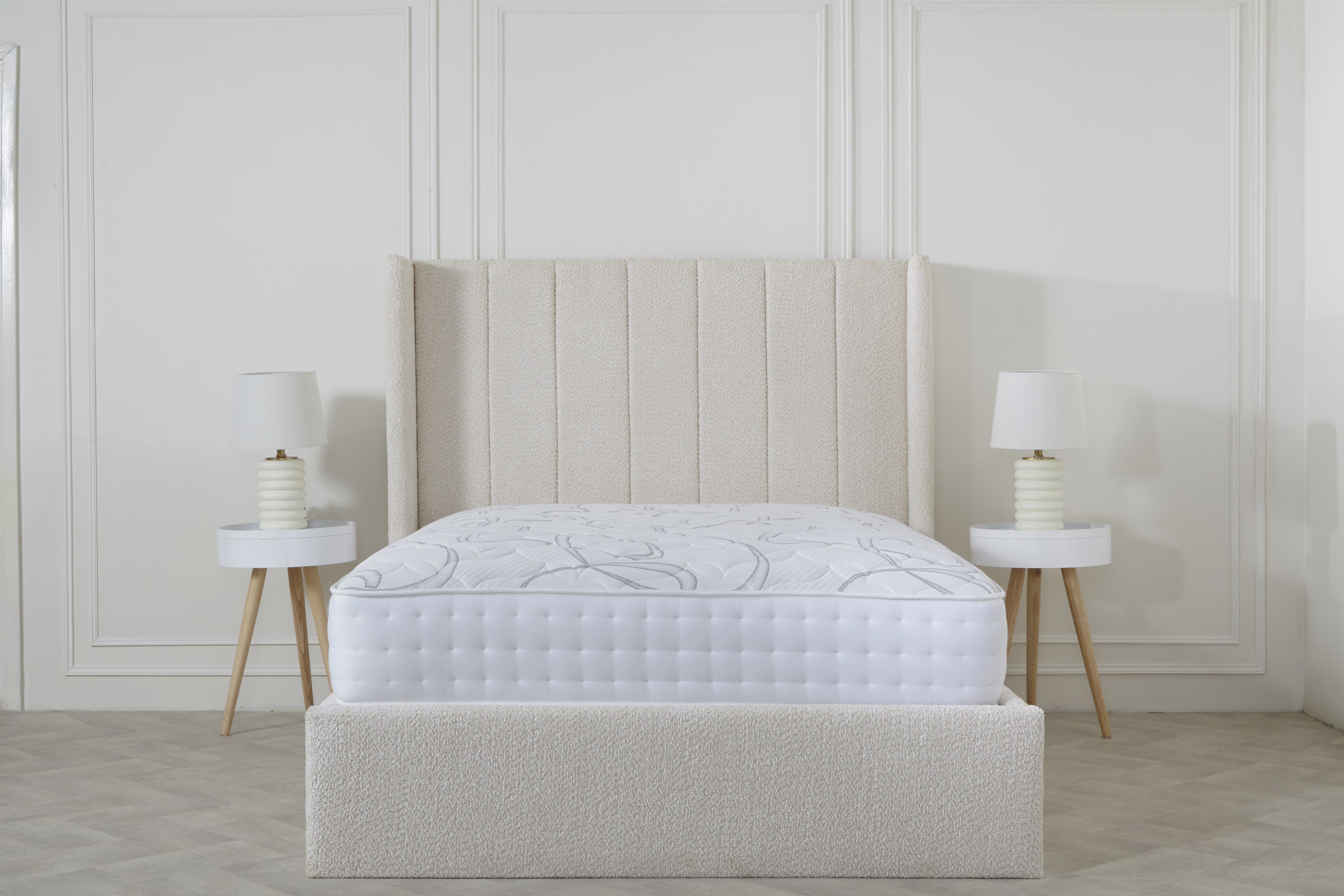 Lille Upholstered Bed